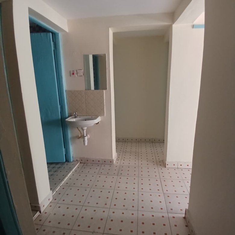 2 Bedroom To Let in Umoja I Near Jeska