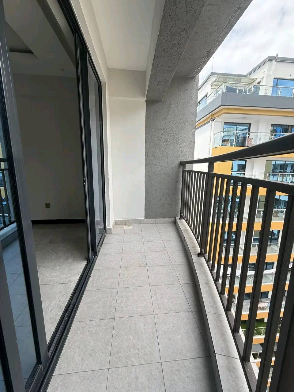 2 bedroom apartment to let in Kileleshwa.
