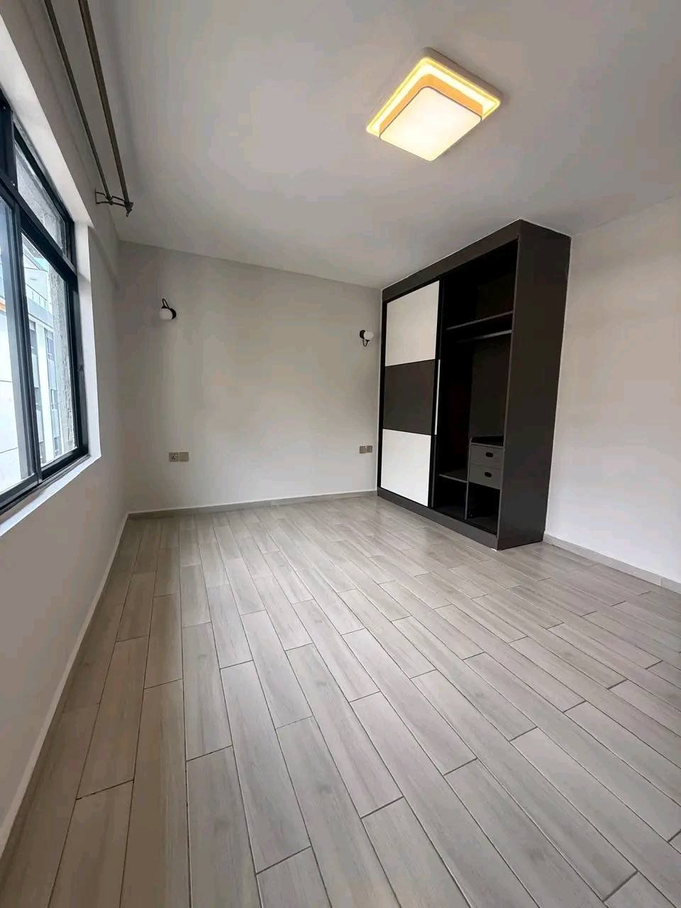 2 bedroom apartment to let in Kileleshwa.