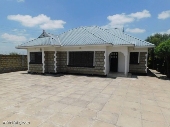 3 Bedroom Bungalow To Let – Kitengela