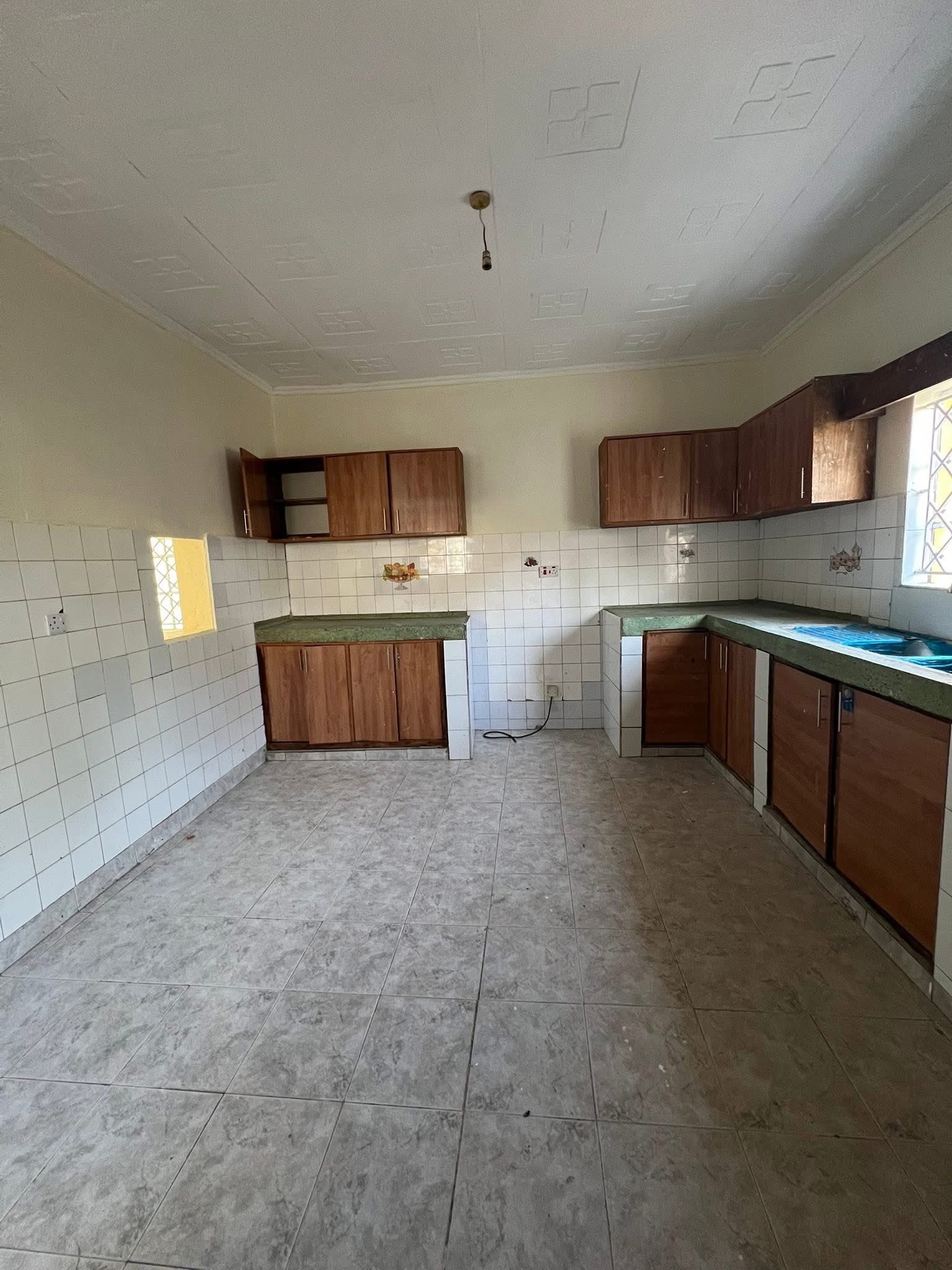 3 Bedroom Bungalow To Let – Utawala