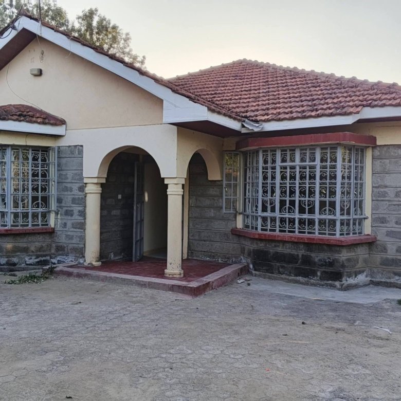 3 Bedroom Bungalow To let in Kitengela