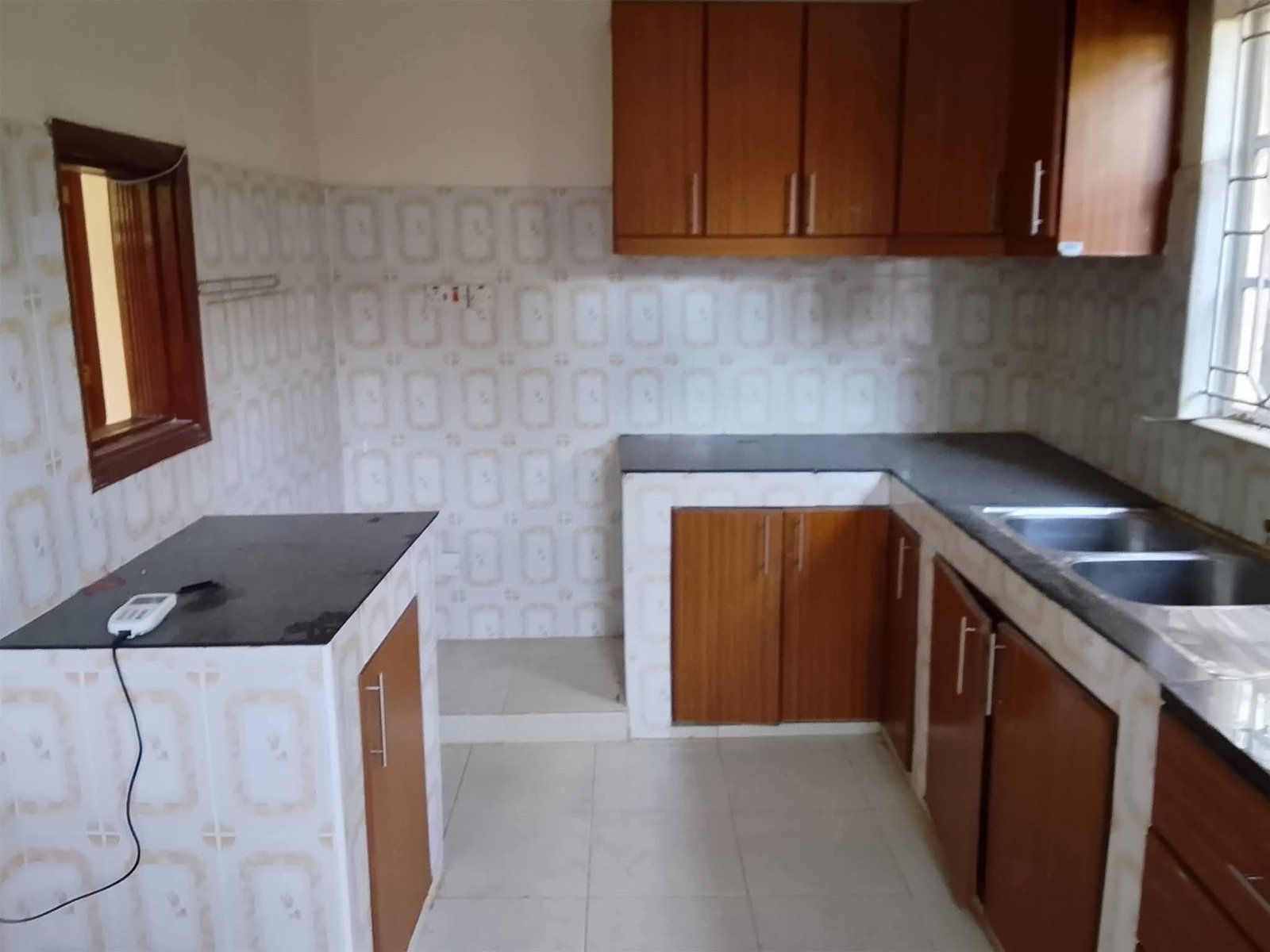 3 Bedroom House To Let – Kitengela