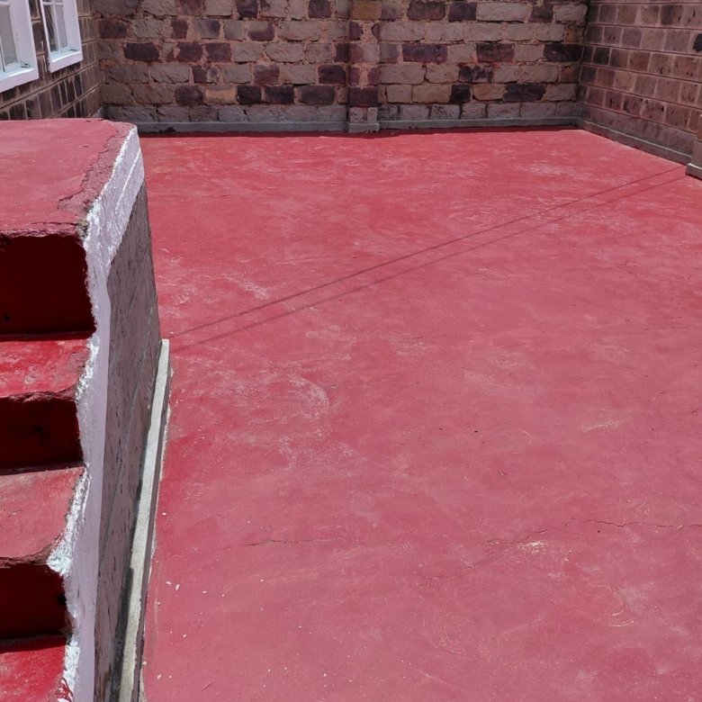 3 Bedroom House With Own Compound To Let in Tena Estate