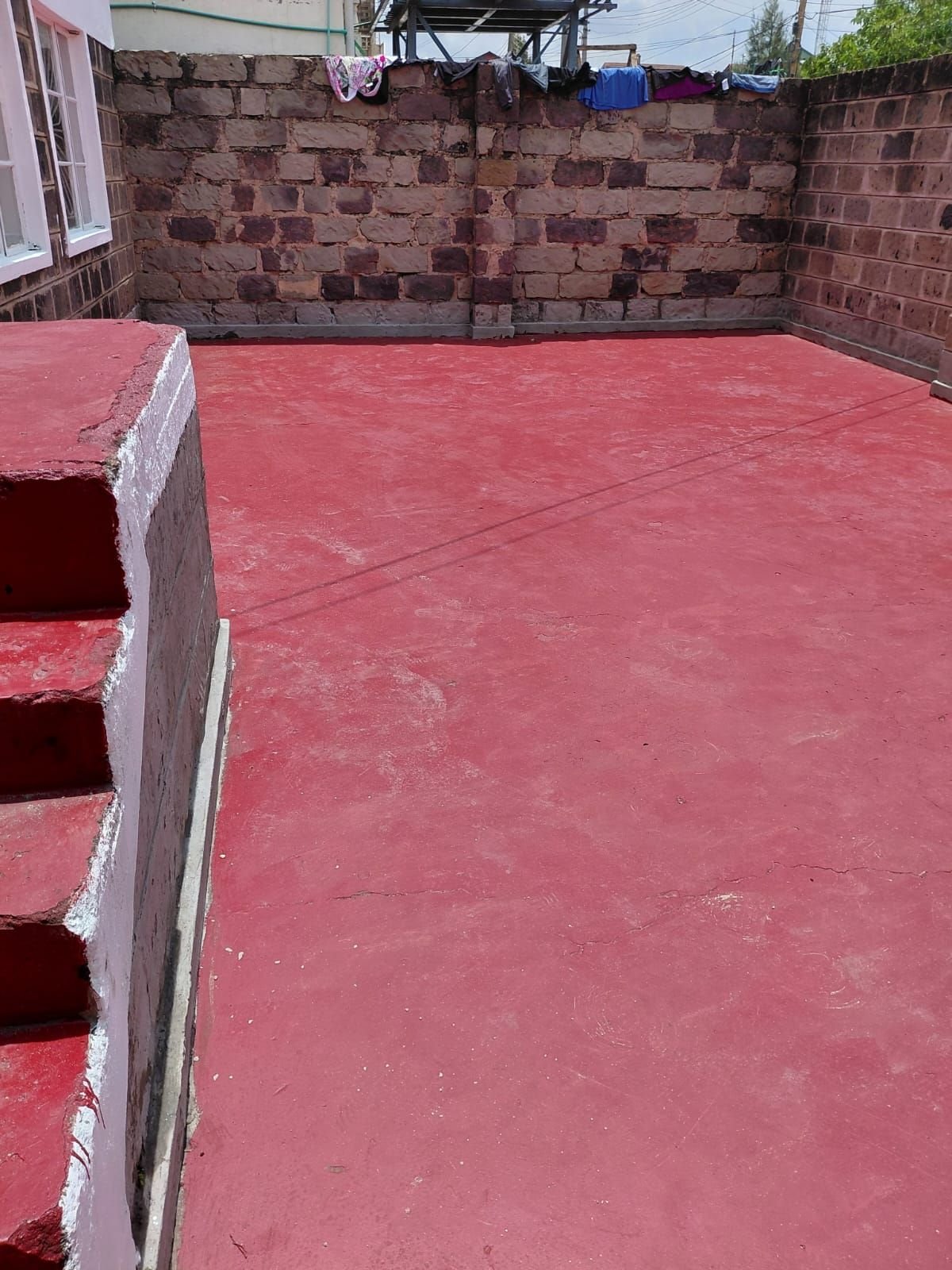 3 Bedroom House With Own Compound To Let in Tena Estate