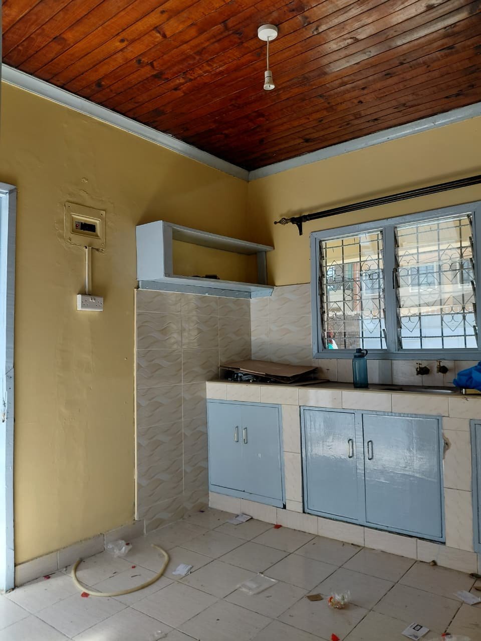 3 Bedroom Main House To Let in Tena Estate