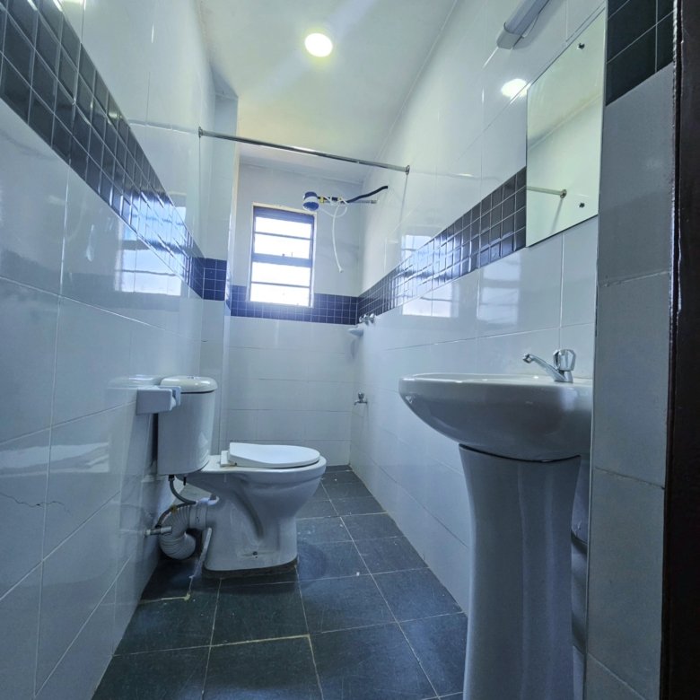 3 Bedroom Master Ensuite To Let in Wangige