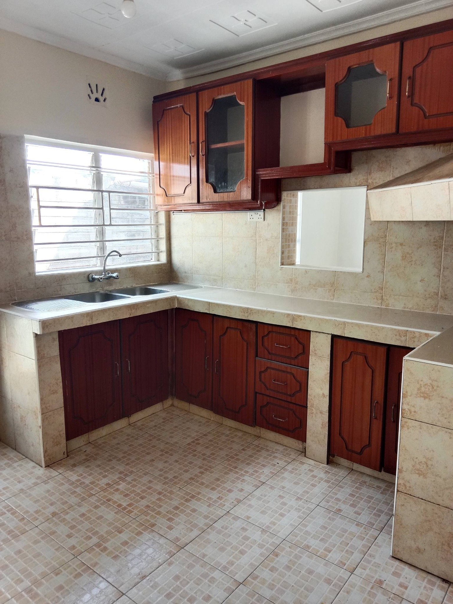 4 Bedrooms Bungalow To Let Ngong Vet