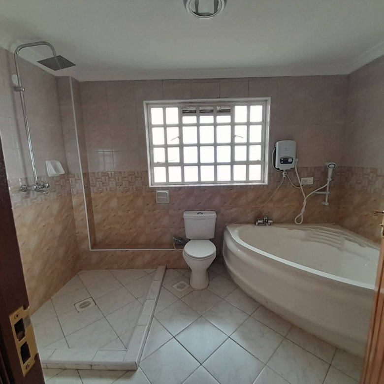 5 Bedroom All En-Suite Maisonette Kitengela– Yukos area