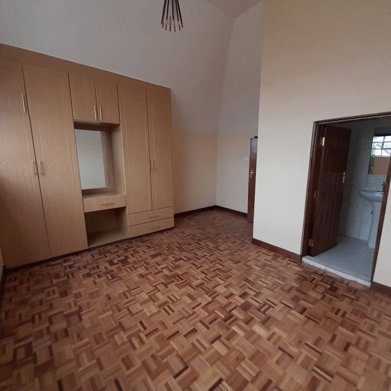 5 Bedroom All En-Suite Maisonette Kitengela– Yukos area