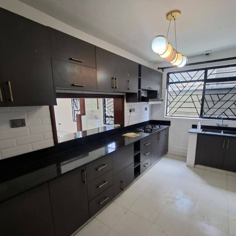 5 Bedroom Townhouse for Rent in Syokimau, Off Mombasa Road