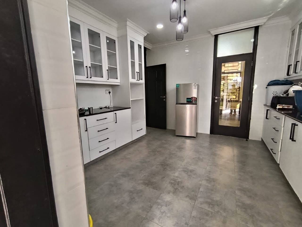 6 Bedroom Master En-Suite + DSQ Flat Roof Villas To Let – Syokimau