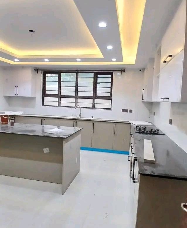 6 bedroom all ensuite for Rent Syokimau Gateway Mall