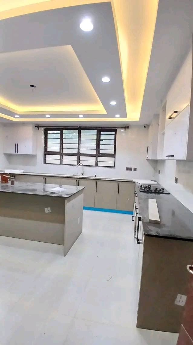 6 bedroom all ensuite for Rent Syokimau Gateway Mall