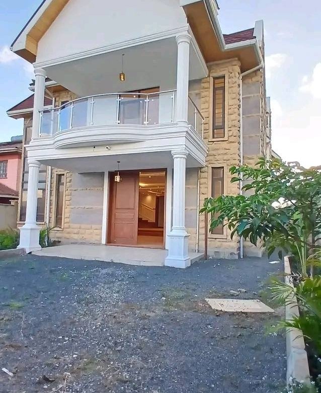 6 bedroom all ensuite for Rent Syokimau Gateway Mall