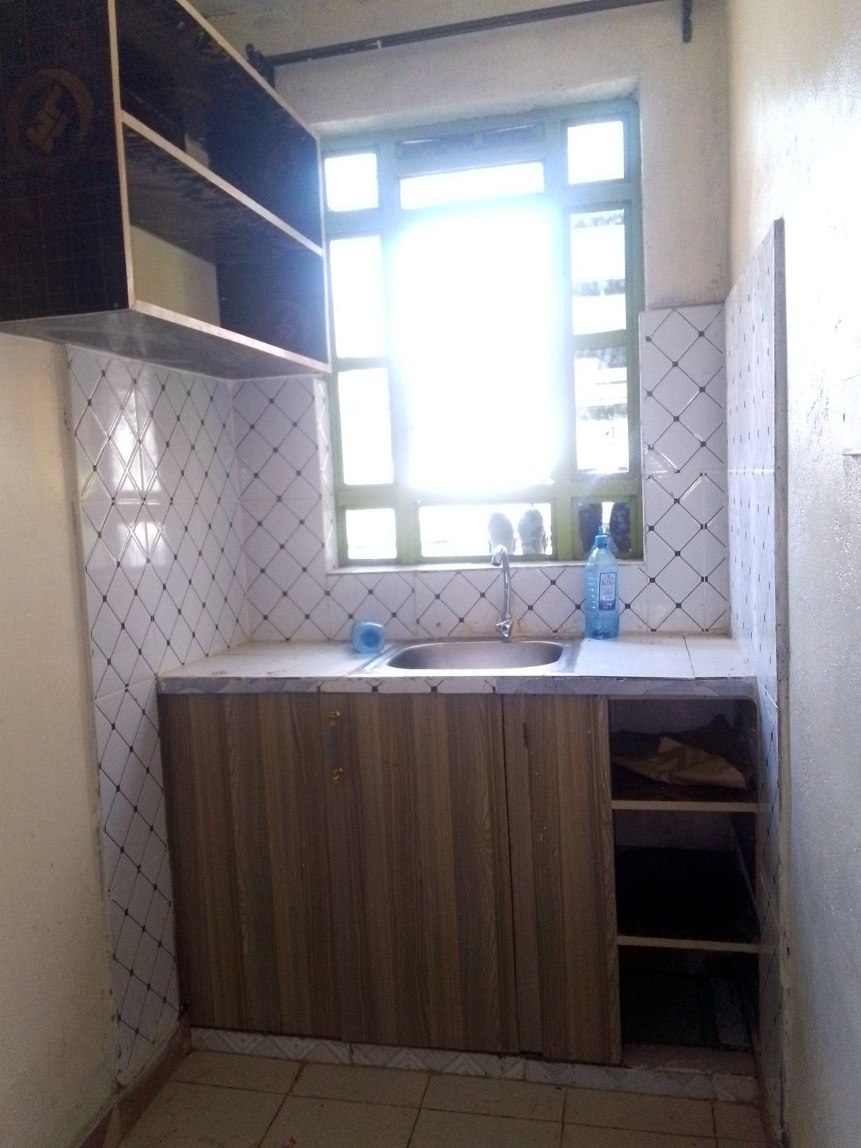 Bedsitter To Let in Umoja Near Market