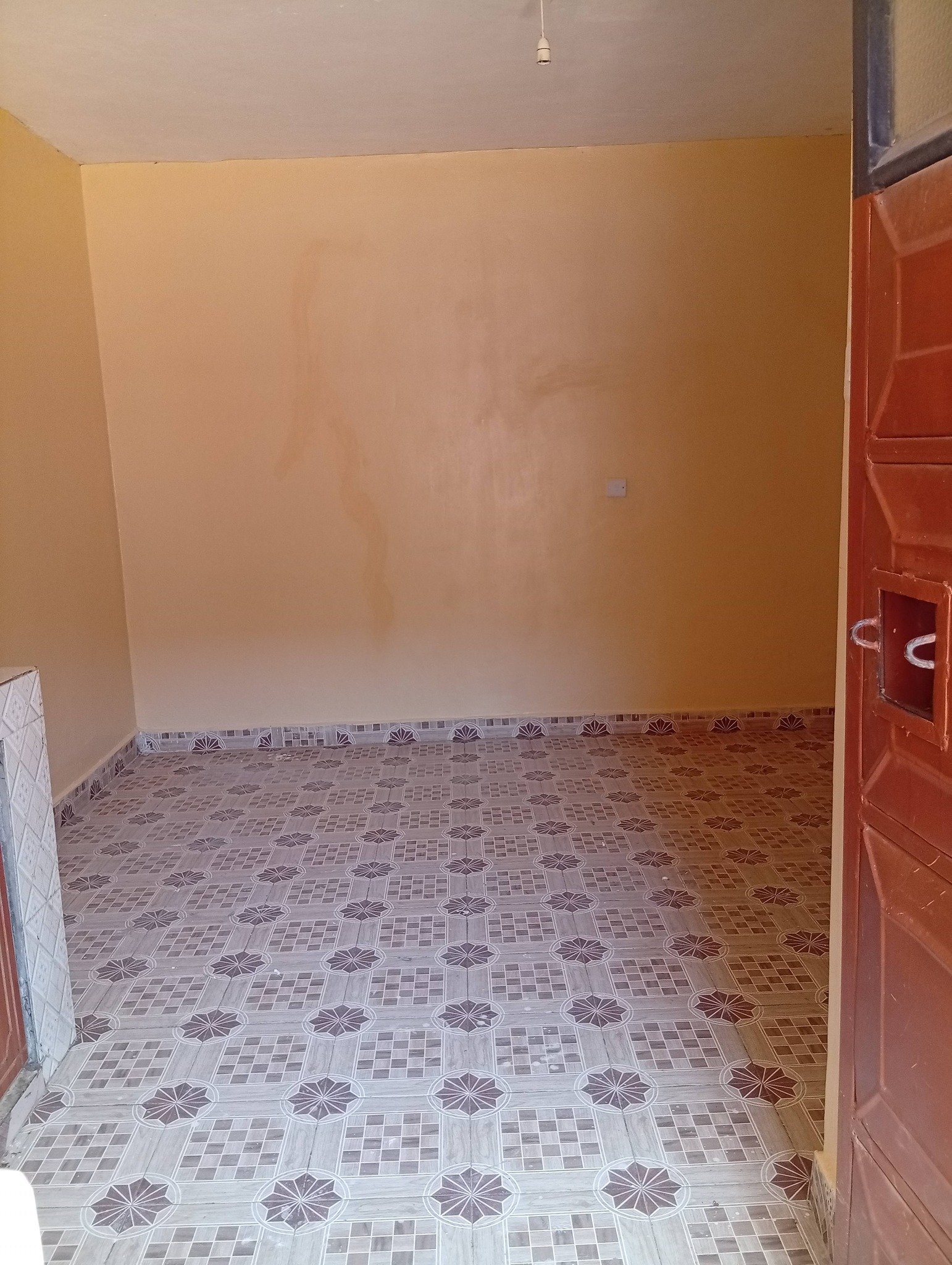 Bedsitter To Let – Thika Makongeni Near Lexo Petrol Station