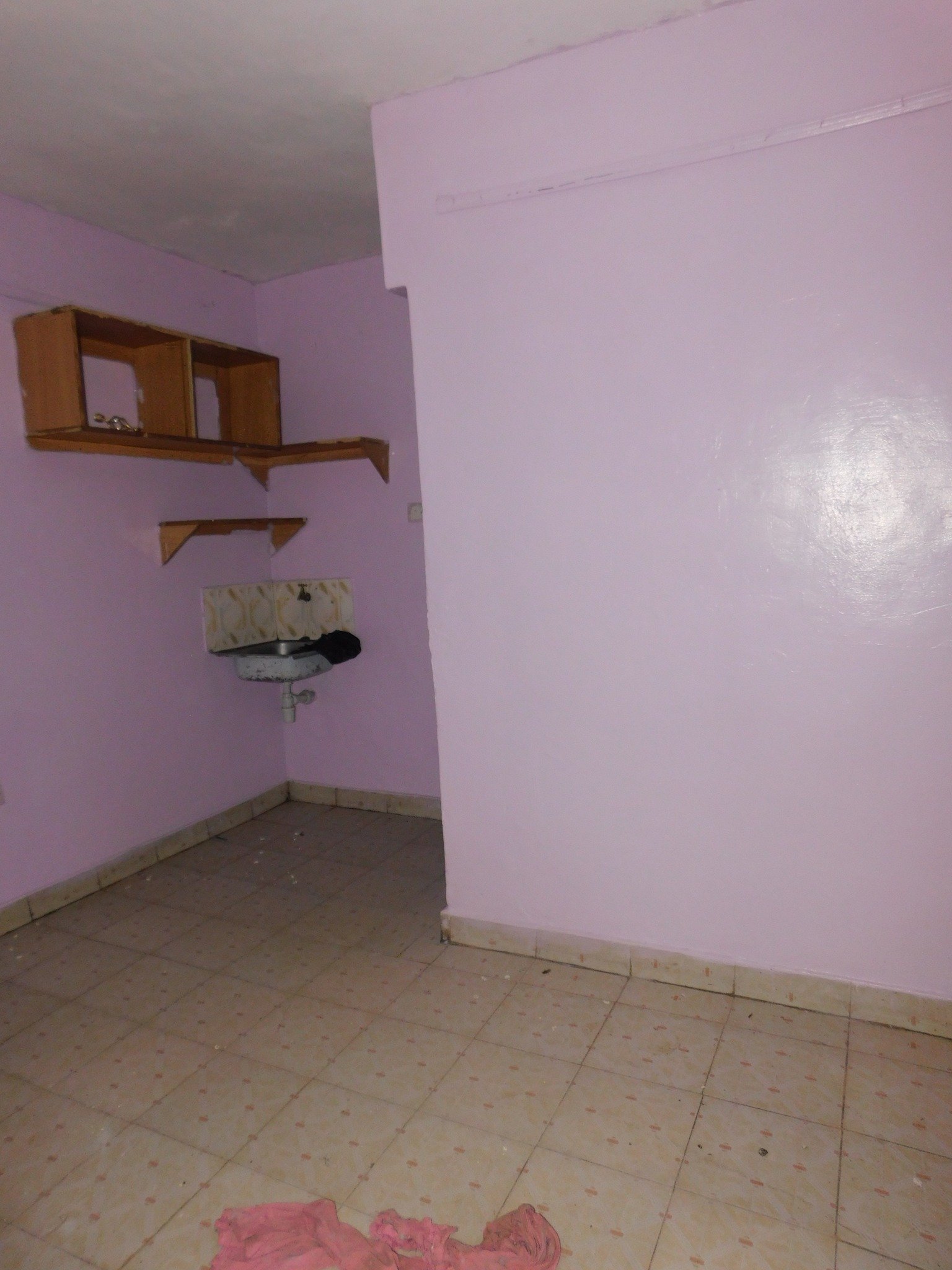 Bedsitter available at Kasarani Garage