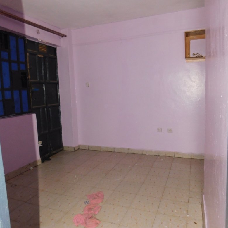 Bedsitter available at Kasarani Garage