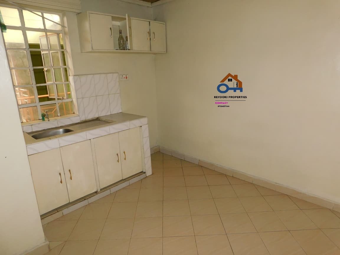 Bedsitter to let at Kasarani Garage