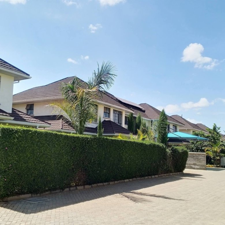 Elegant 4 Bedroom All-En Suite Home with DSQ – Kitengela