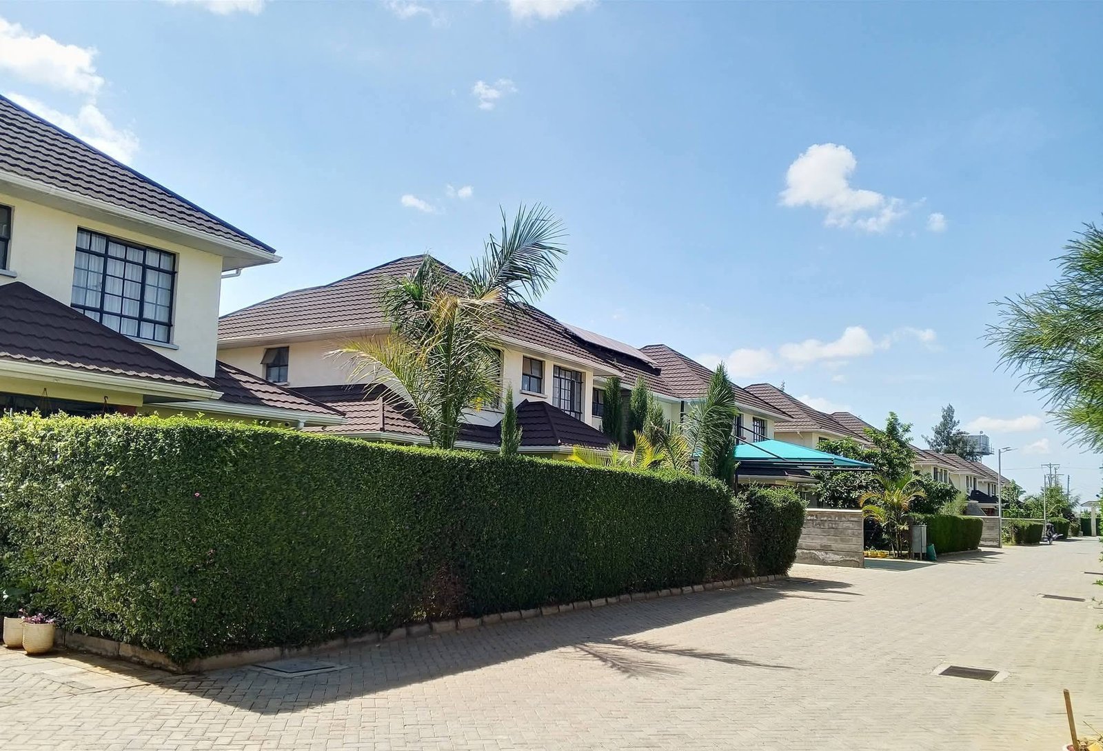Elegant 4 Bedroom All-En Suite Home with DSQ – Kitengela