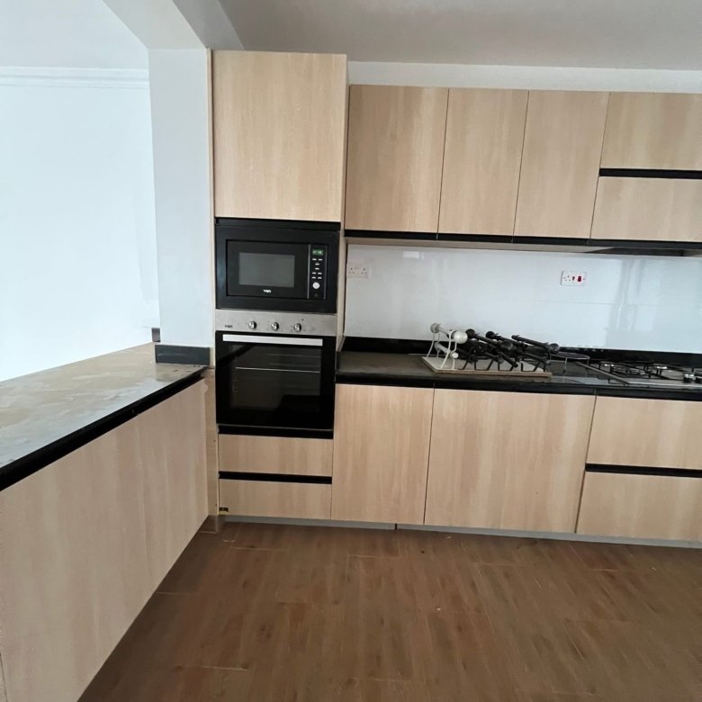 Luxurious 4 bedroom flat roof villa to let Ruai Bypass