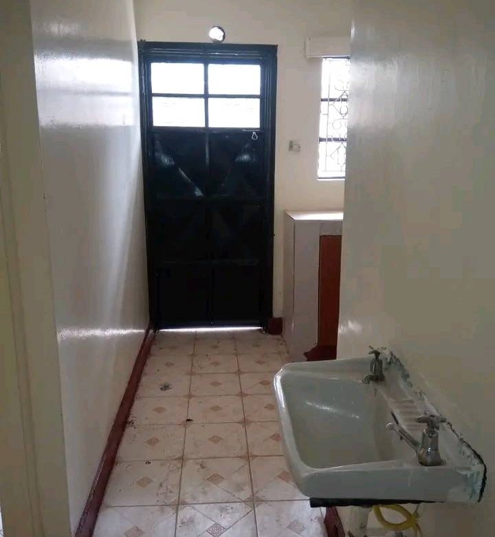 1 Bedroom To Let in Embakasi Tena Near Joy Gardens
