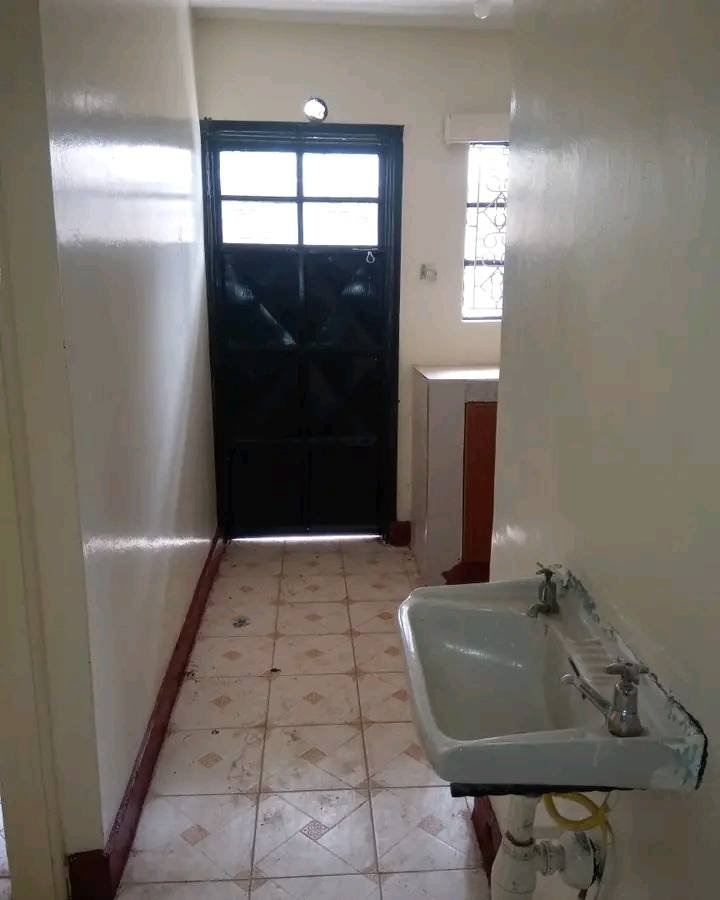 1 Bedroom To Let in Embakasi Tena Near Joy Gardens