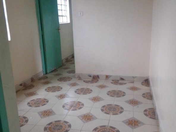 1 Bedroom To Let in Kariobangi South (Near Chiefs Camp)