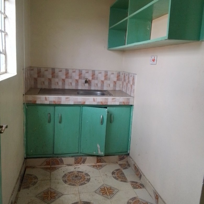 1 Bedroom To Let in Kariobangi South (Near Chiefs Camp)