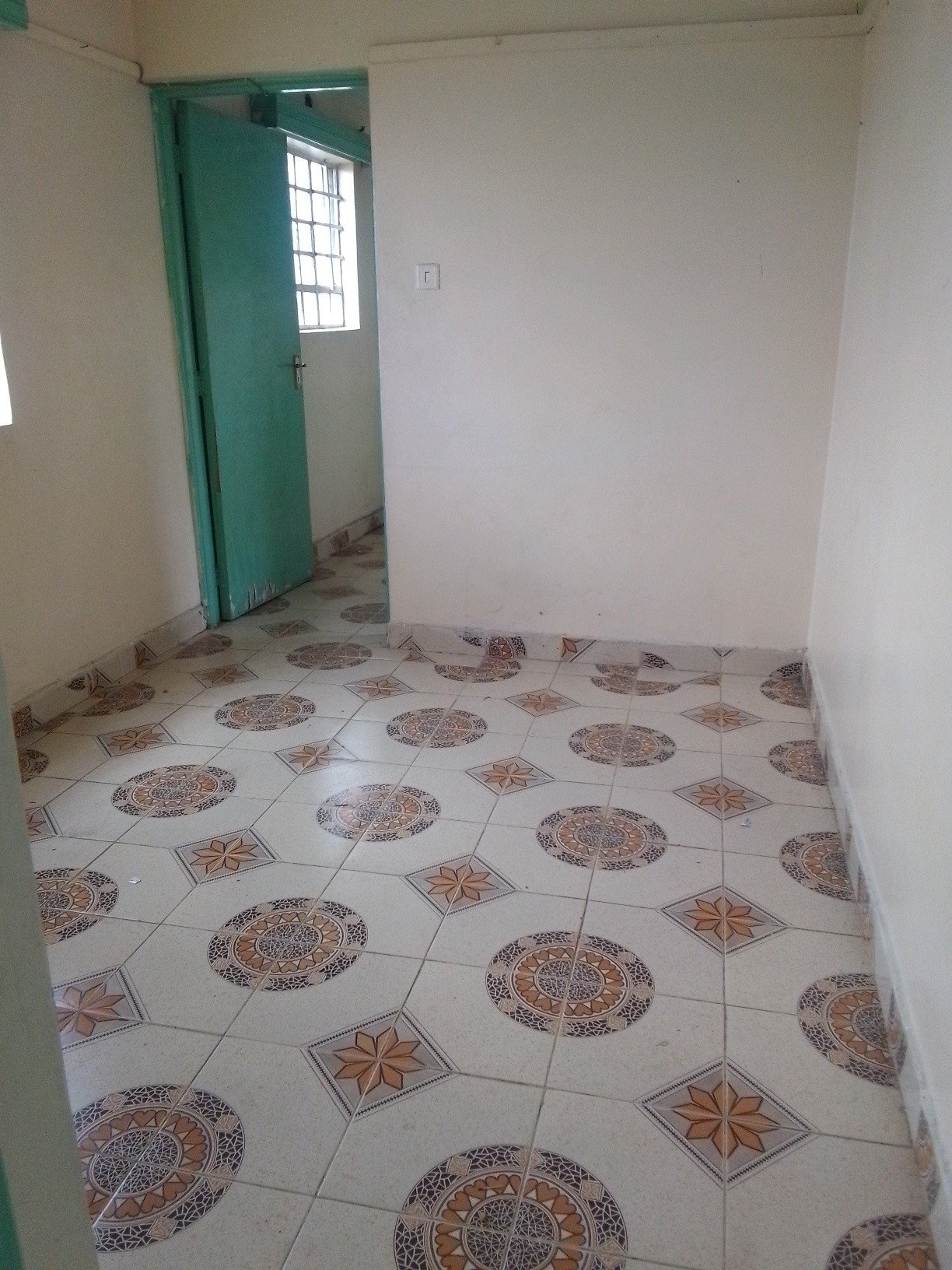 1 Bedroom To Let in Kariobangi South (Near Chiefs Camp)