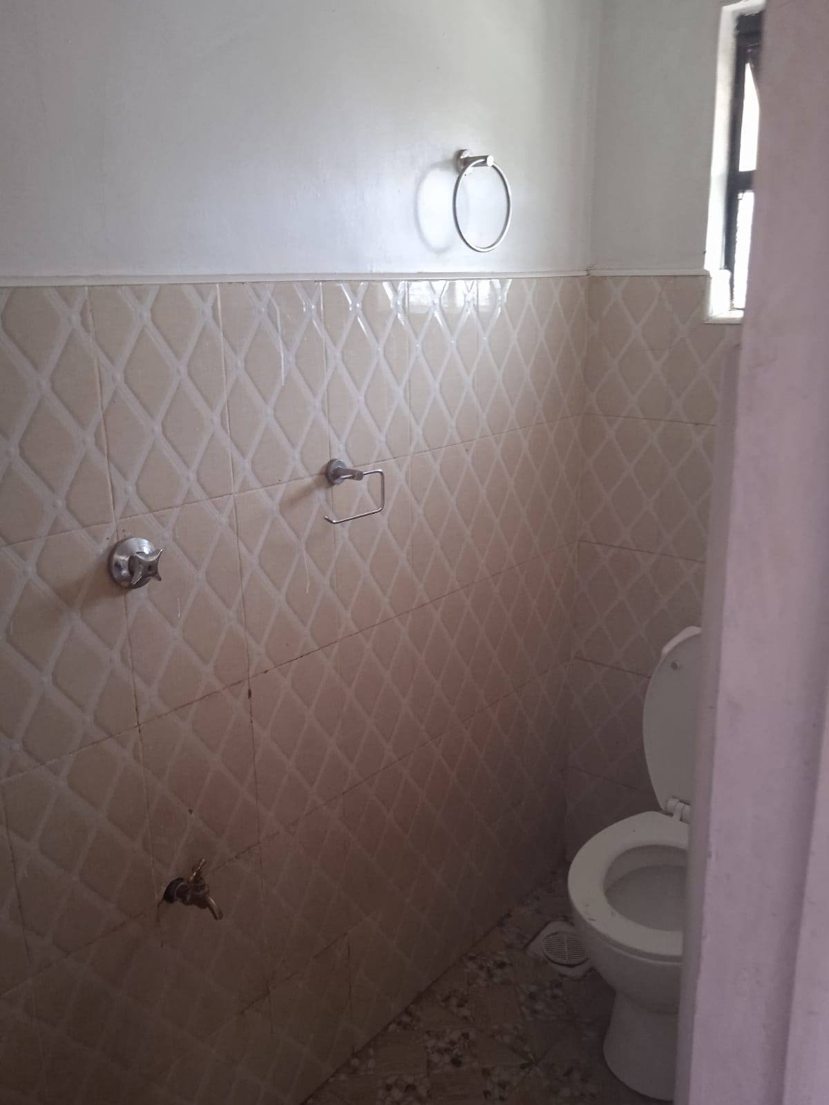 1 Bedroom Upstairs Extension To Let in Buruburu Phase 5