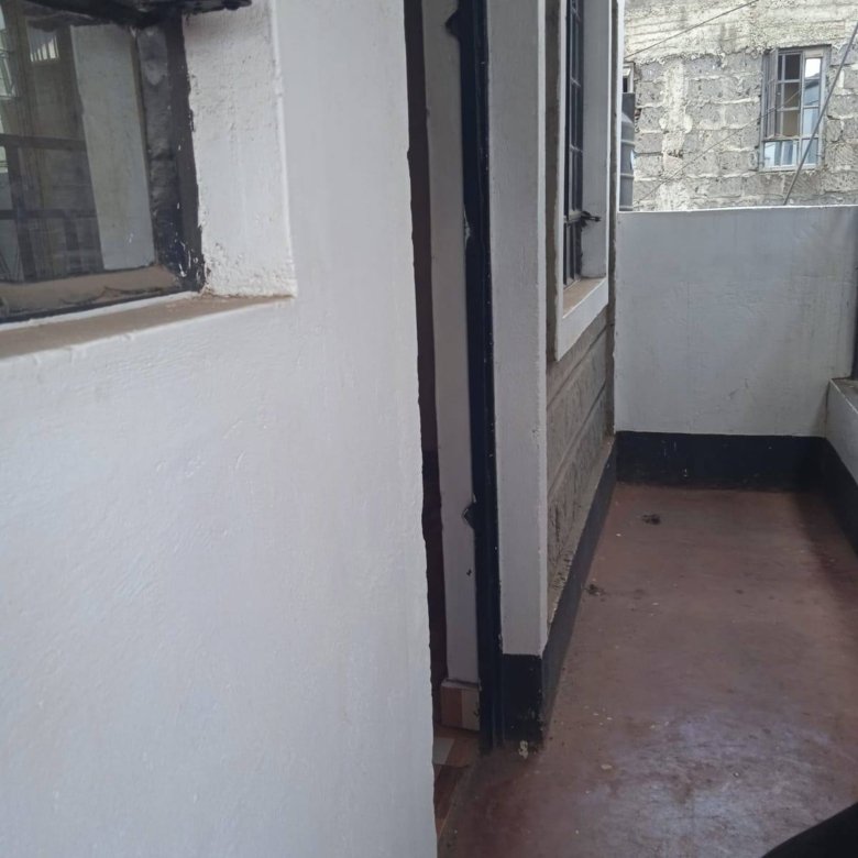 1 Bedroom Upstairs Extension To Let in Buruburu Phase 5
