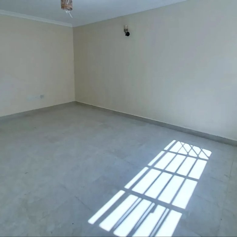 2 Bedroom Master En-suite To Let in Kamakis