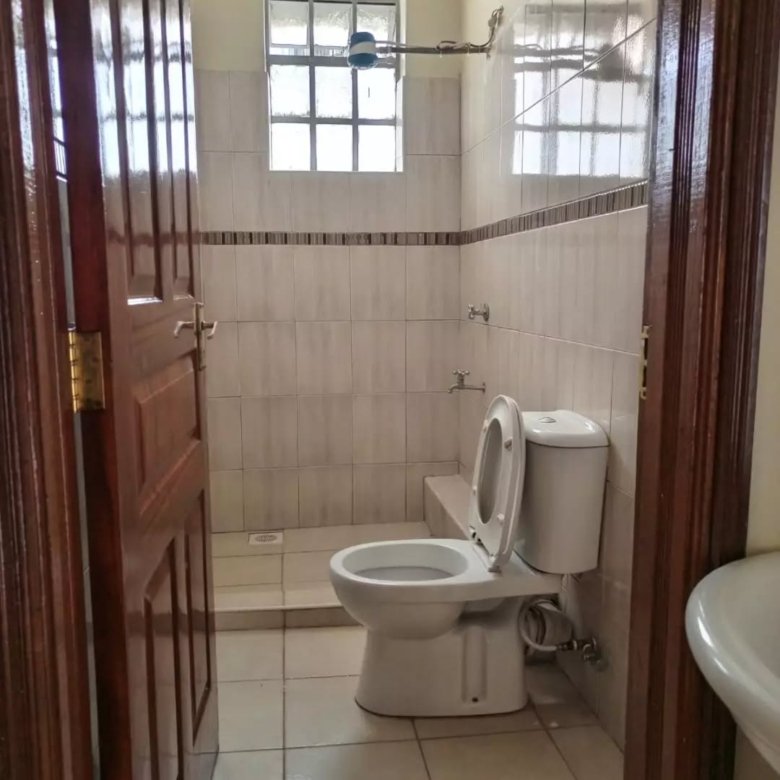 2 Bedroom Master Ensuite To Let in South B - Sanasana