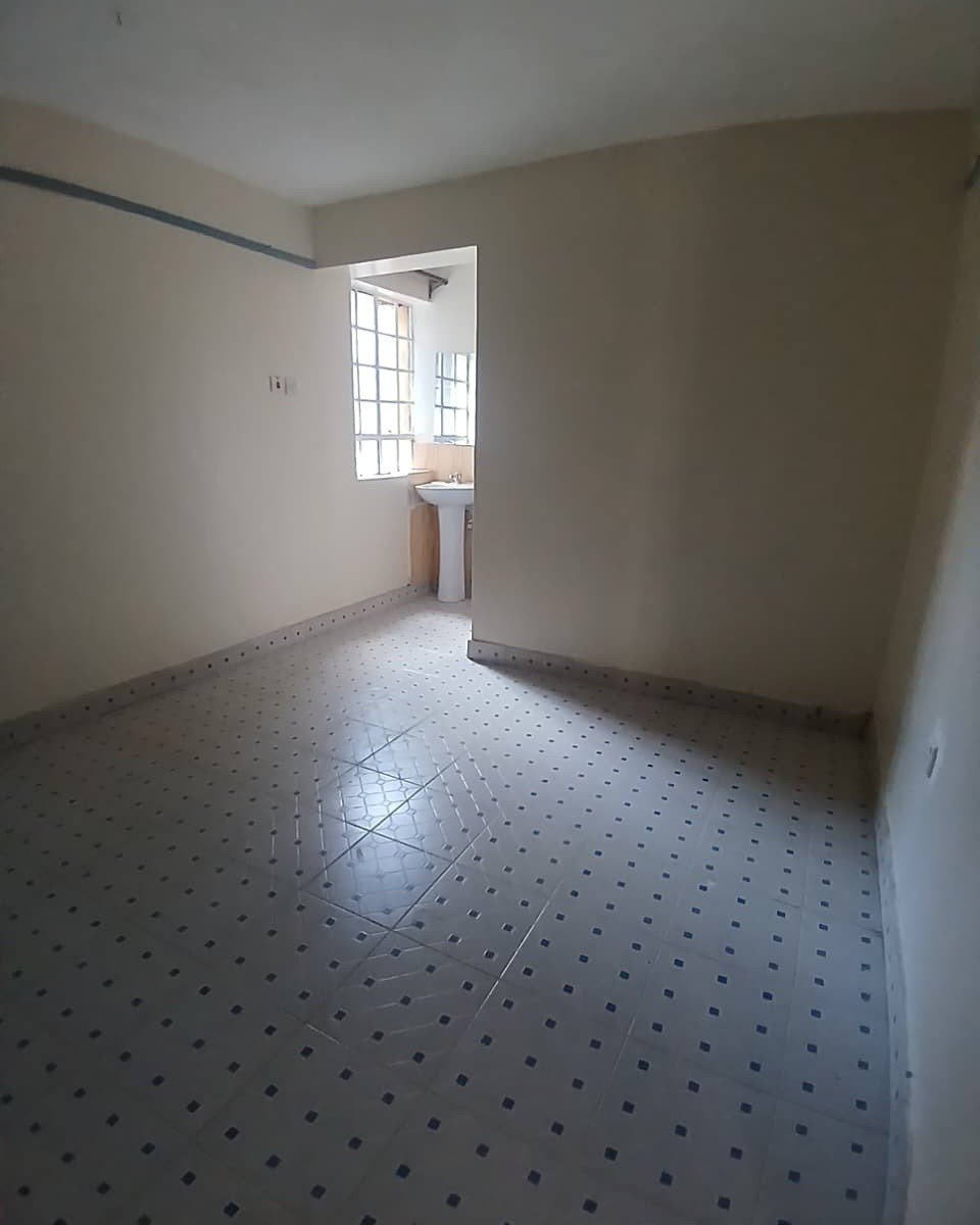 2 Bedroom Master Ensuite To Let in Umoja 1 (Near Jeska)