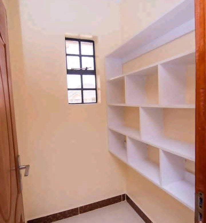 3 Bedroom Bungalow + DSQ To Let Kitengela