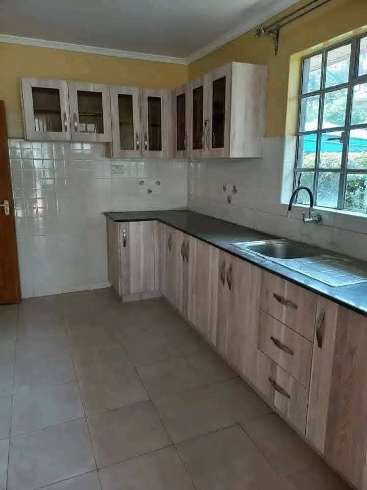 3 Bedroom Master Bungalow For Rent in Kitengela