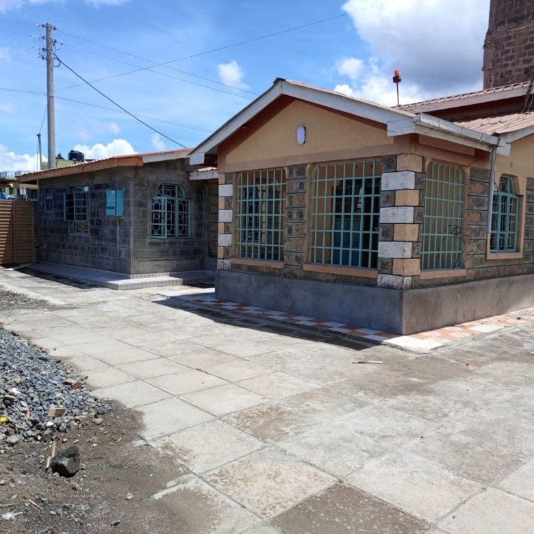 3 Bedroom Own Compound To Let Utawala-Airways
