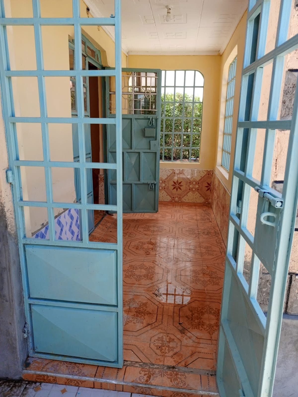 3 Bedroom Own Compound To Let Utawala-Airways