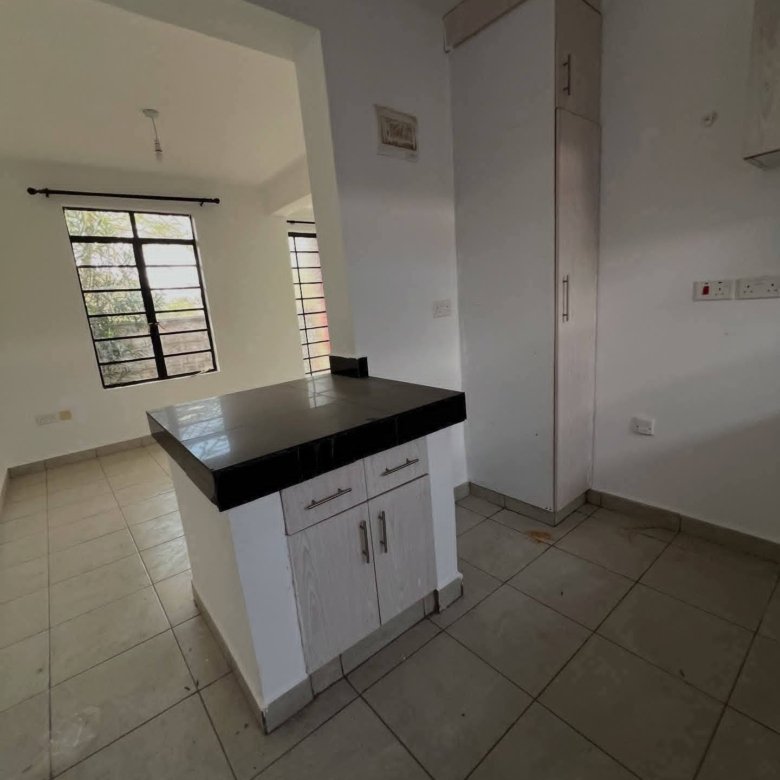 3 Bedroom maison plus Dsq for rent in Kitengela Yukos