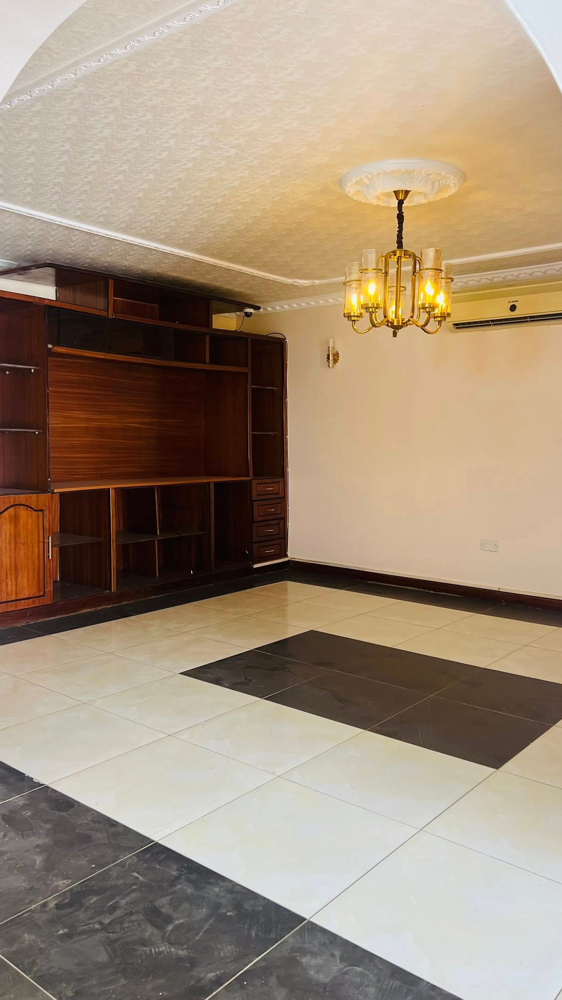 4 Bedrooms Plus one Bedroom DSQ to rent in Utawala