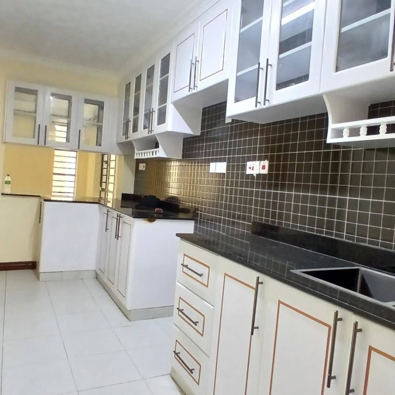 4 Bedrooms plus DSQ Townhouse Syokimau near Gateway Mall