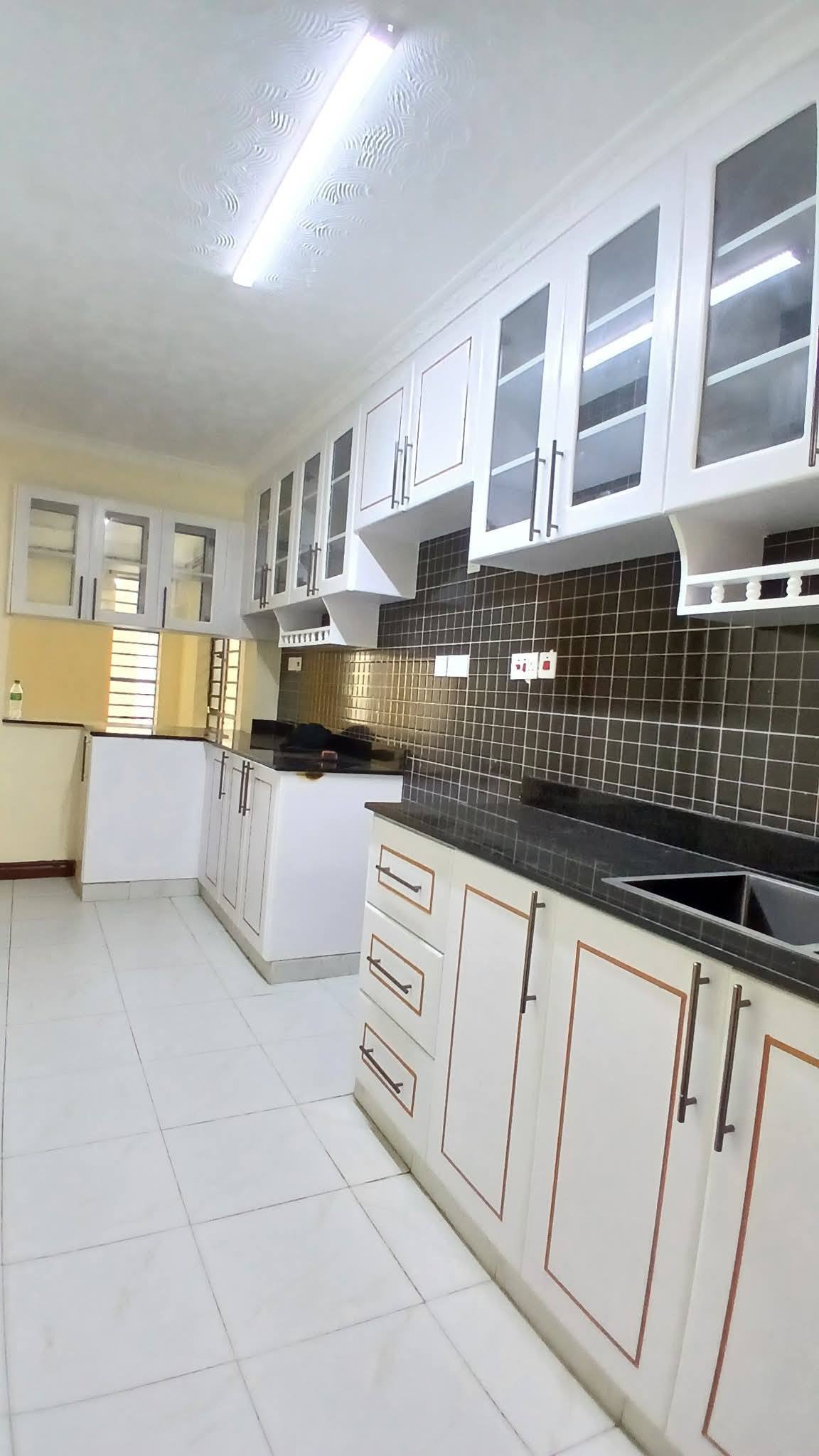 4 Bedrooms plus DSQ Townhouse Syokimau near Gateway Mall