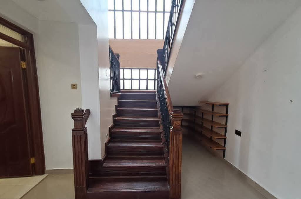 5 Bedroom All En-suite For Rent In Kitengela, Chuna Estate