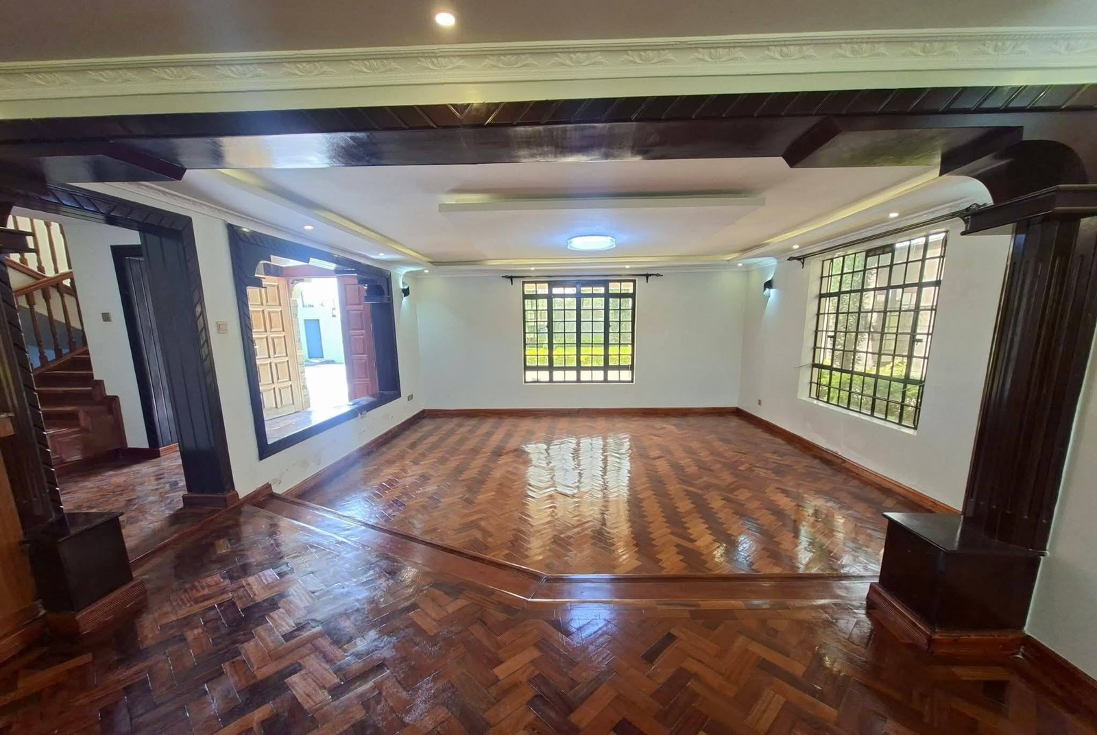 5 Bedroom Master En-suite Plus Dsq In Kitengela, Namanga Road