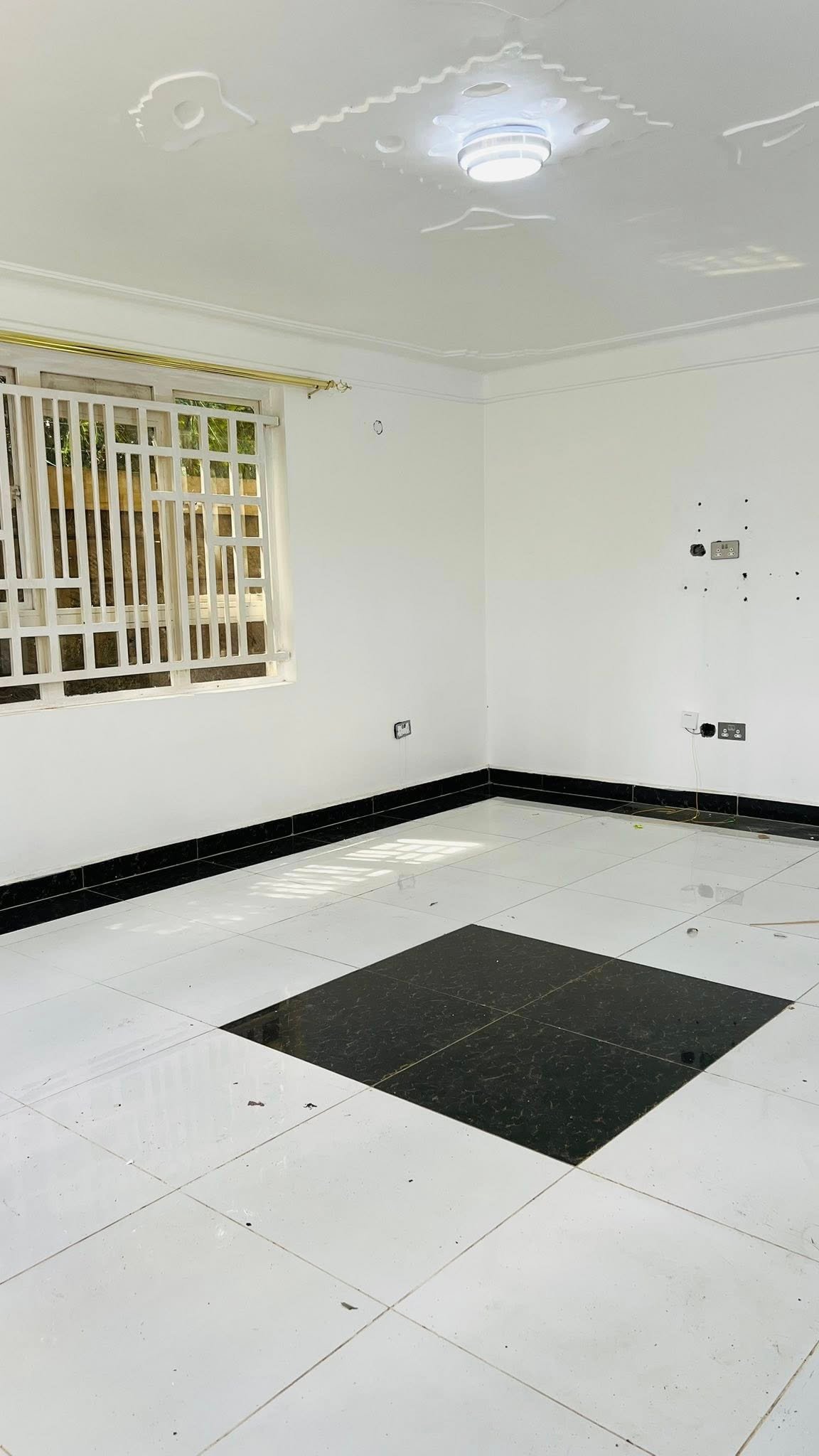 5 Bedrooms To Let Utawala-Airways