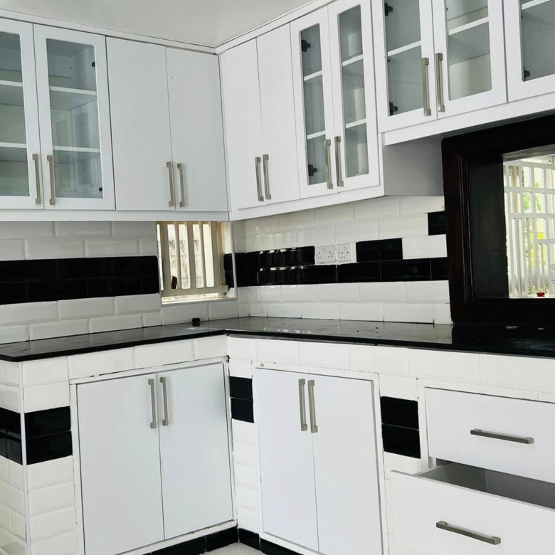 5 Bedrooms To Let Utawala-Airways