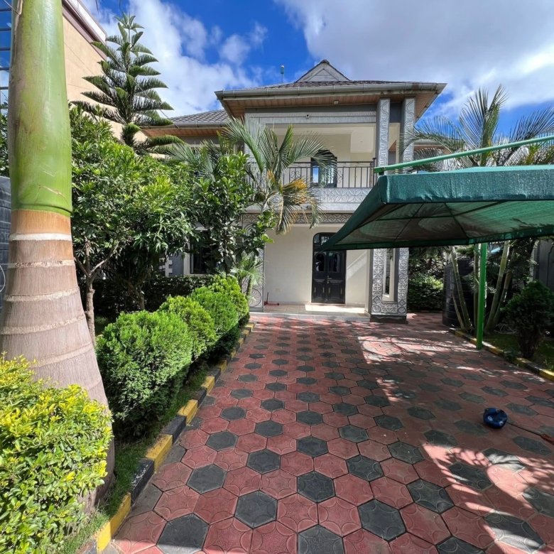 6 Bedroom House To Let – Utawala Mihango